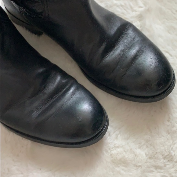 Boot - Picture 8 of 11